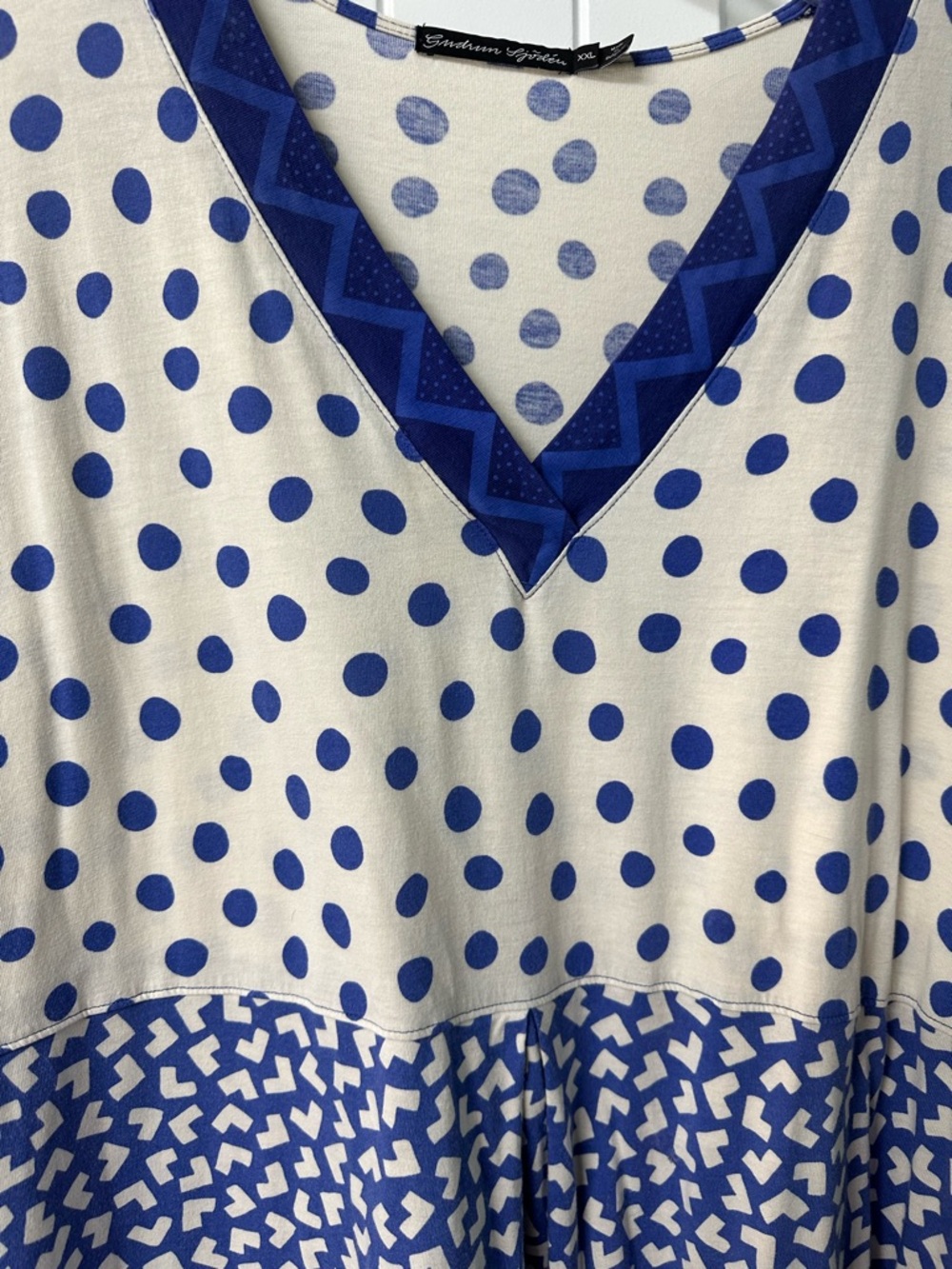 Gudrun Sjöden Cream and Cobalt Blue Polka V-Neck Tunic